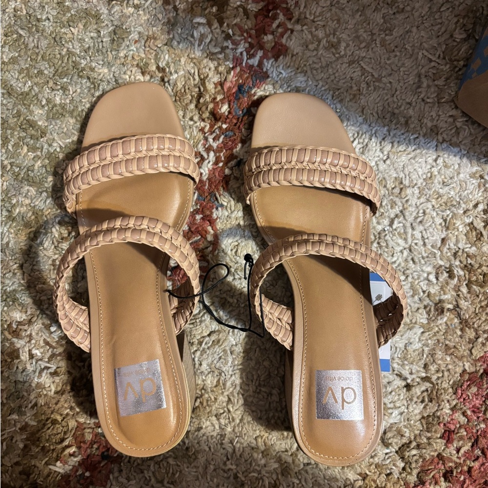 DV by Dolce Vita Women's Beige Woven Sandals
